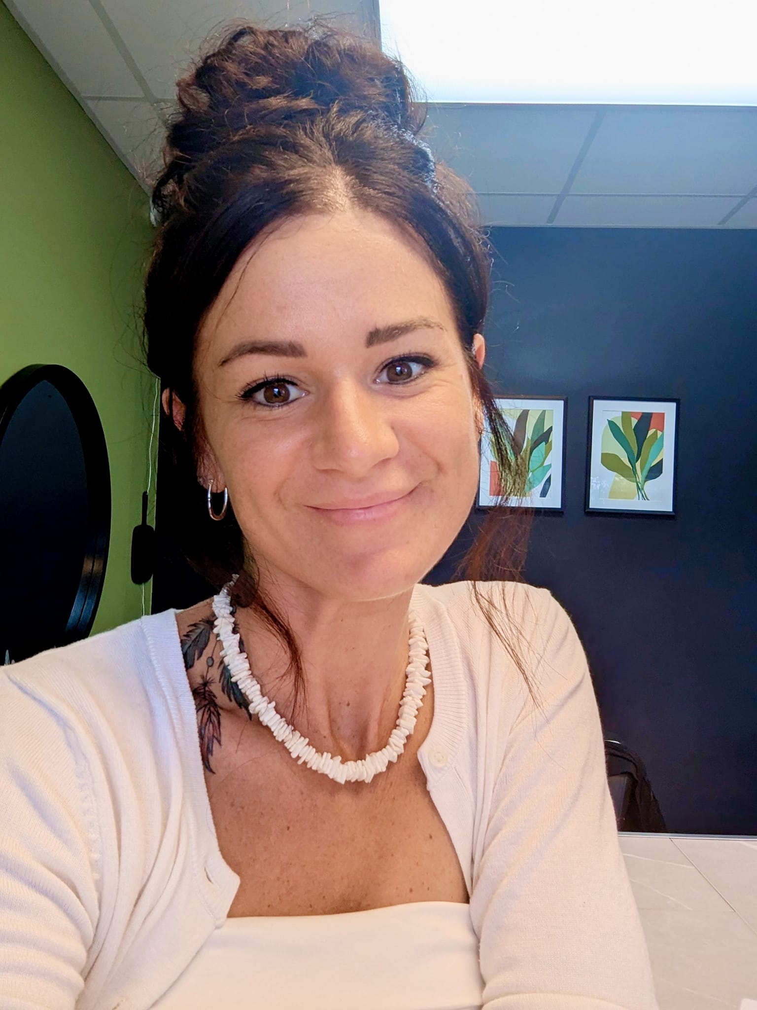 Meg, propriétaire de La Shop à Meg, salon de barbier à Sherbrooke